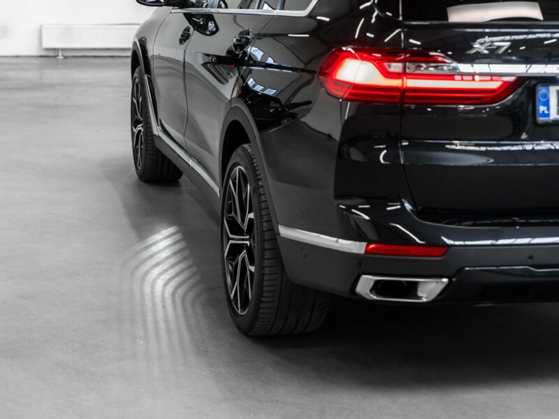 BMW X7 Polska. Individual. Bezwypadkowy. Monitory. FV 23%. G07 (2019-)