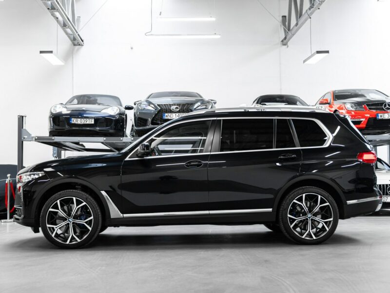 BMW X7 Polska. Individual. Bezwypadkowy. Monitory. FV 23%. G07 (2019-)