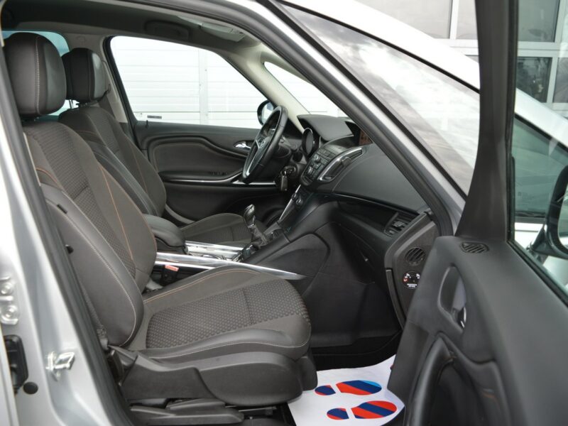 Opel Zafira 1.6 CDTi 7-osób Navi Kamera 186 tys.km. Euro-6b C (2011-)