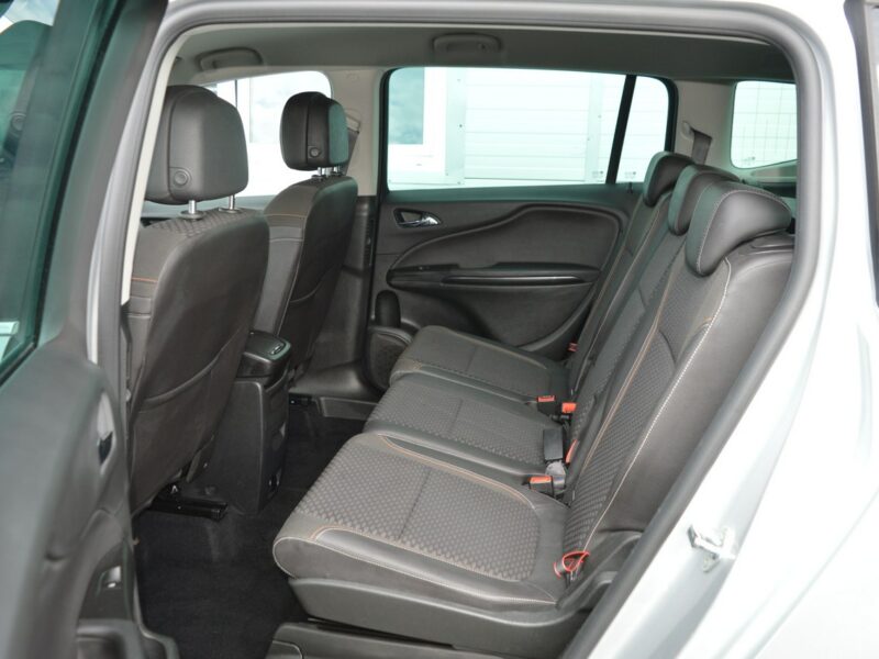 Opel Zafira 1.6 CDTi 7-osób Navi Kamera 186 tys.km. Euro-6b C (2011-)