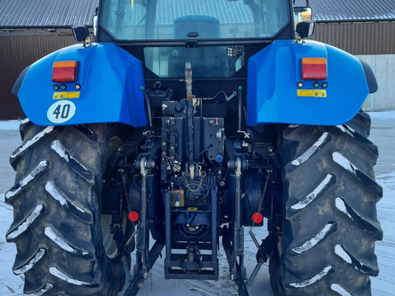 New Holland T7510