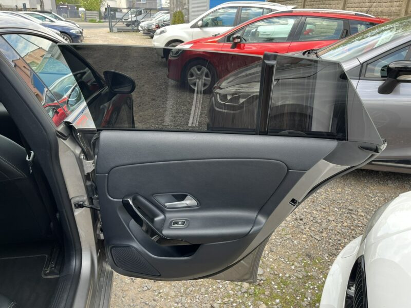 Mercedes CLA 180 1wł* 100% Bez wypadek* Panoramach * LED* FV23%* Kamera* Stan Idealny II (2019-)