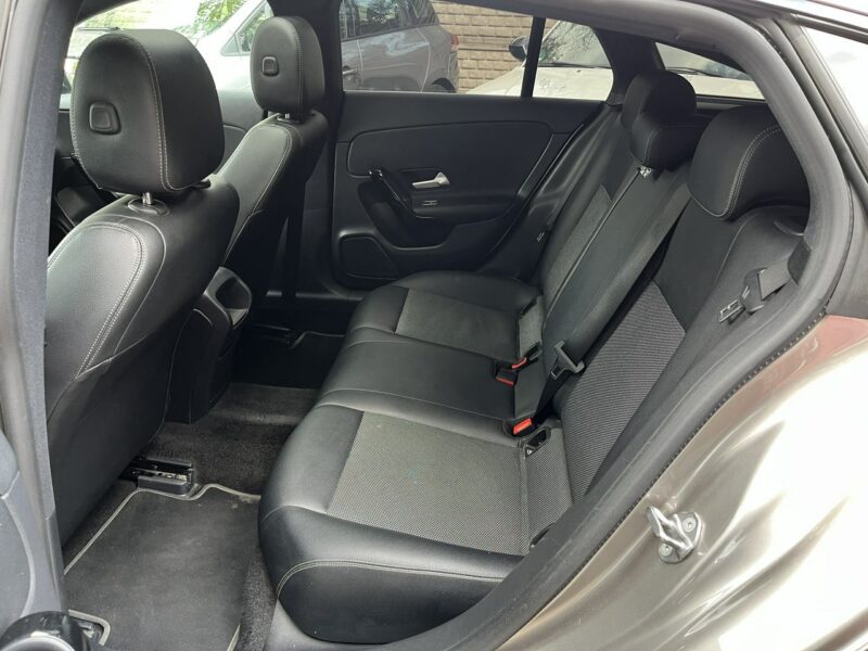 Mercedes CLA 180 1wł* 100% Bez wypadek* Panoramach * LED* FV23%* Kamera* Stan Idealny II (2019-)
