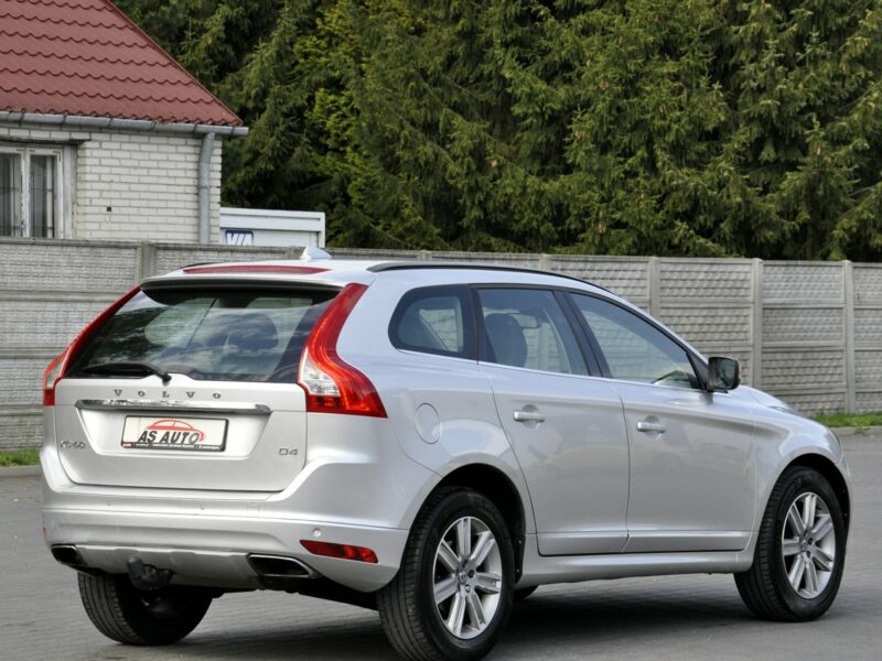 Volvo XC 60 2,0D4 190KM Momentum/Navi/Skóra/Alufelgi/Led/Xenon/Serwis/ I (2008-2017)