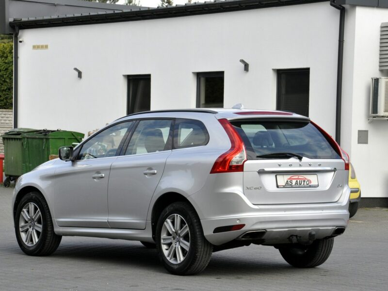 Volvo XC 60 2,0D4 190KM Momentum/Navi/Skóra/Alufelgi/Led/Xenon/Serwis/ I (2008-2017)