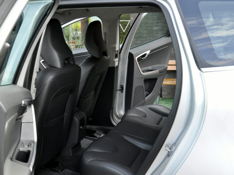 Volvo XC 60 2,0D4 190KM Momentum/Navi/Skóra/Alufelgi/Led/Xenon/Serwis/ I (2008-2017)
