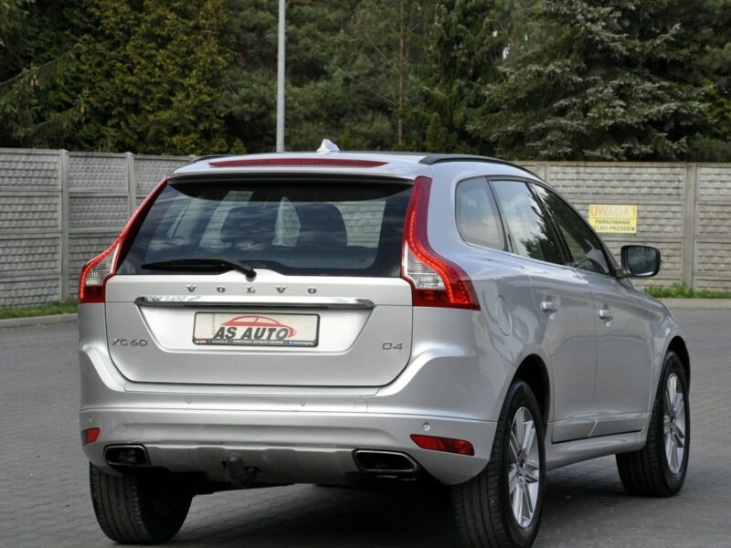Volvo XC 60 2,0D4 190KM Momentum/Navi/Skóra/Alufelgi/Led/Xenon/Serwis/ I (2008-2017)