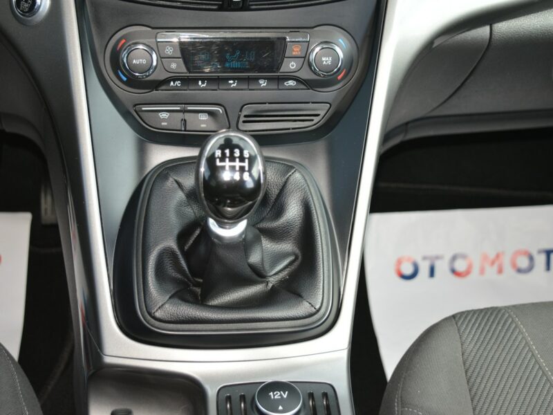 Ford Kuga 2.0 TDCi Serwis 100% bezwypadkowy Navi Bluetooth 140 tys.km. II (2012-)