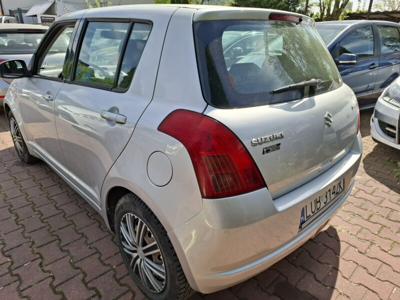 Suzuki Swift Zarejestrowany i Ubezpieczony w PL. Serwisowany. IV (2004-2010)