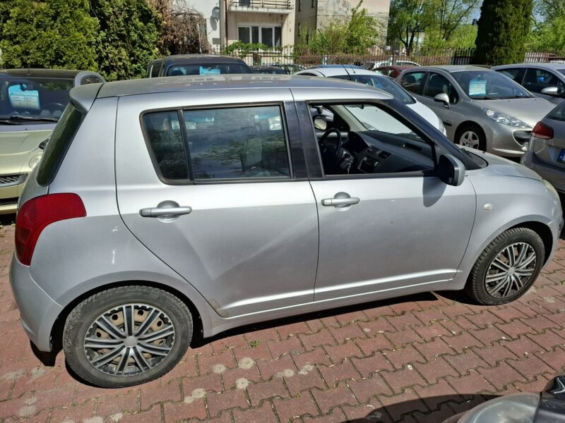 Suzuki Swift Zarejestrowany i Ubezpieczony w PL. Serwisowany. IV (2004-2010)