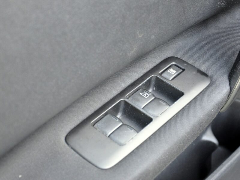 Nissan Qashqai 1,6i 117KM TEKNA/Alufelgi/Serwisowany/AUX/Pod.Fotele/Navi I (2007-2013)