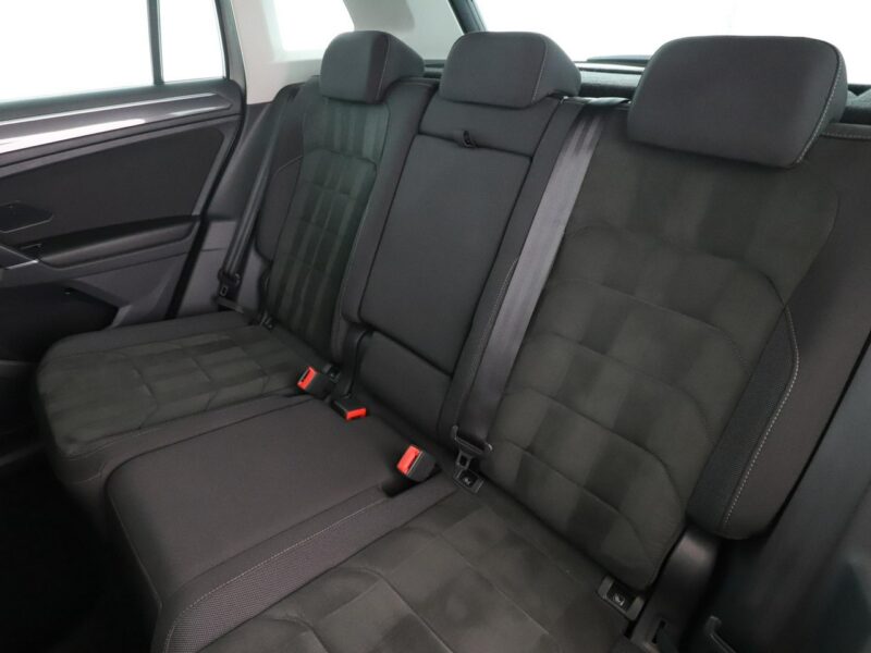 Volkswagen Tiguan R-Line 4X4 180KM Navi Virtual Klimatyzacja Podgrzewane fotele II (2016-2024)
