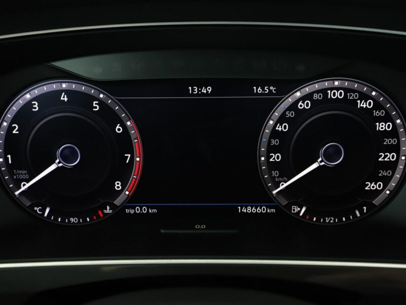Volkswagen Tiguan R-Line 4X4 180KM Navi Virtual Klimatyzacja Podgrzewane fotele II (2016-2024)