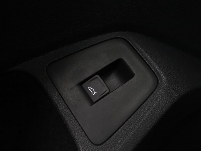 Volkswagen Tiguan R-Line 4X4 180KM Navi Virtual Klimatyzacja Podgrzewane fotele II (2016-2024)