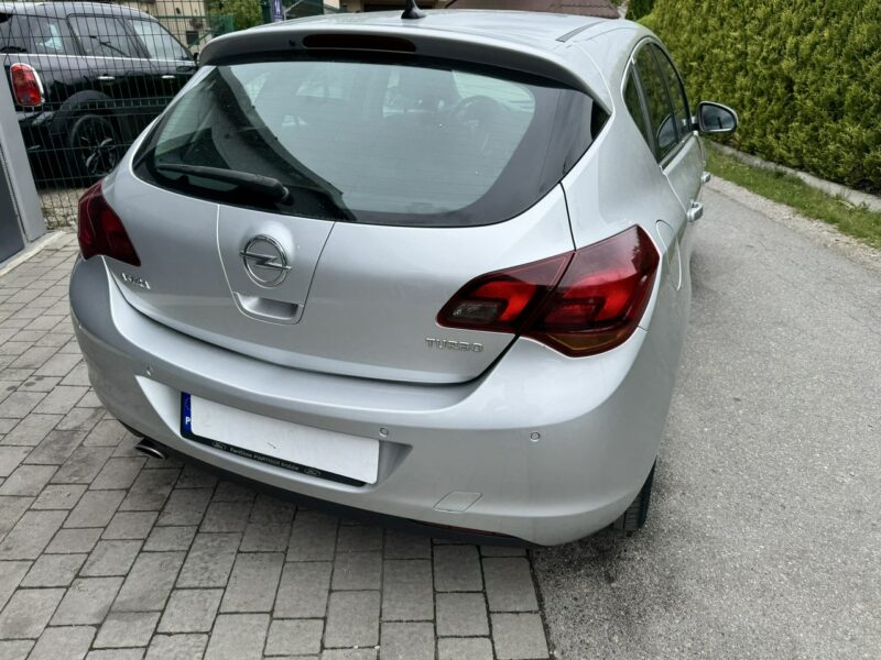 Opel Astra Sport Cosmo 1.4 turbo LPG J (2009-2019)