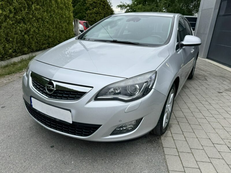 Opel Astra Sport Cosmo 1.4 turbo LPG J (2009-2019)
