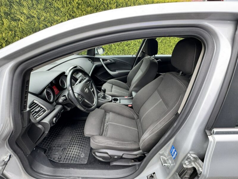 Opel Astra Sport Cosmo 1.4 turbo LPG J (2009-2019)