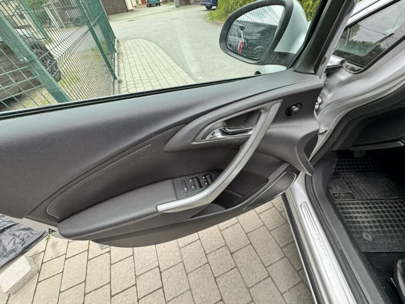 Opel Astra Sport Cosmo 1.4 turbo LPG J (2009-2019)