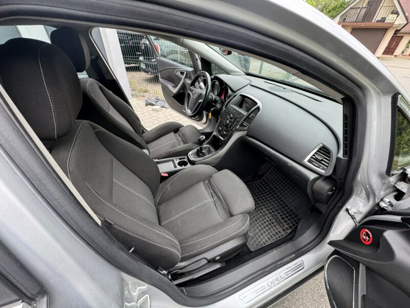 Opel Astra Sport Cosmo 1.4 turbo LPG J (2009-2019)