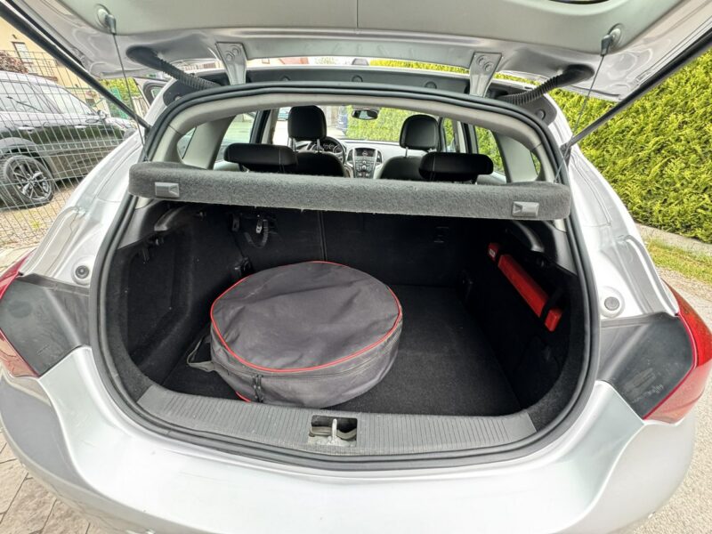 Opel Astra Sport Cosmo 1.4 turbo LPG J (2009-2019)