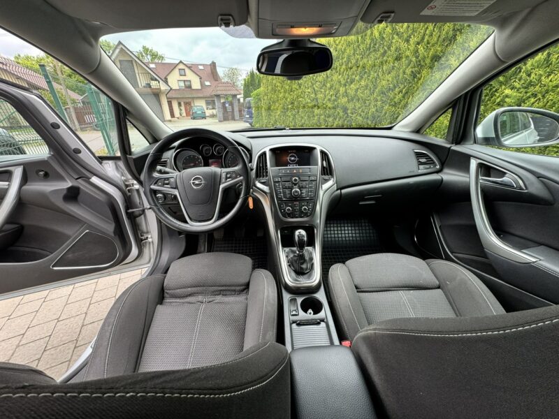 Opel Astra Sport Cosmo 1.4 turbo LPG J (2009-2019)