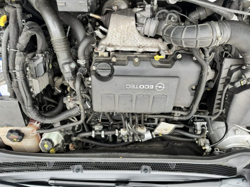 Opel Astra Sport Cosmo 1.4 turbo LPG J (2009-2019)