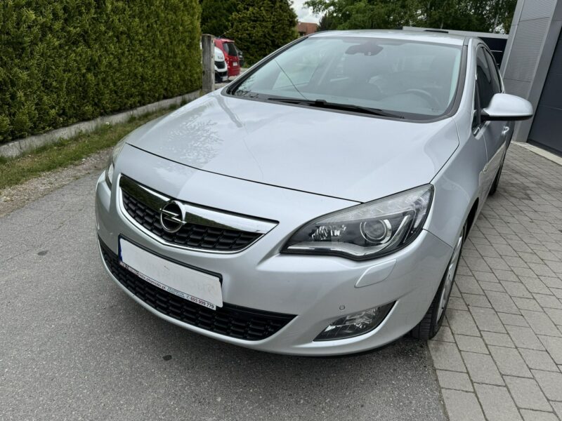 Opel Astra Sport Cosmo 1.4 turbo LPG J (2009-2019)
