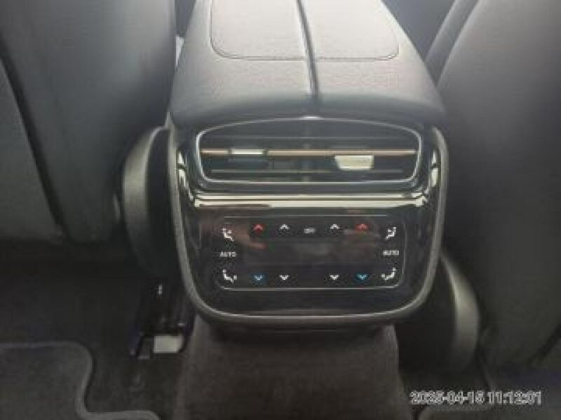 Mercedes EQE