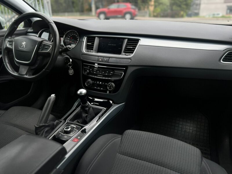 Peugeot 508 SW Stan bardzo dobry, bogato wyposażony, dach panoramiczny I (2010-2018)