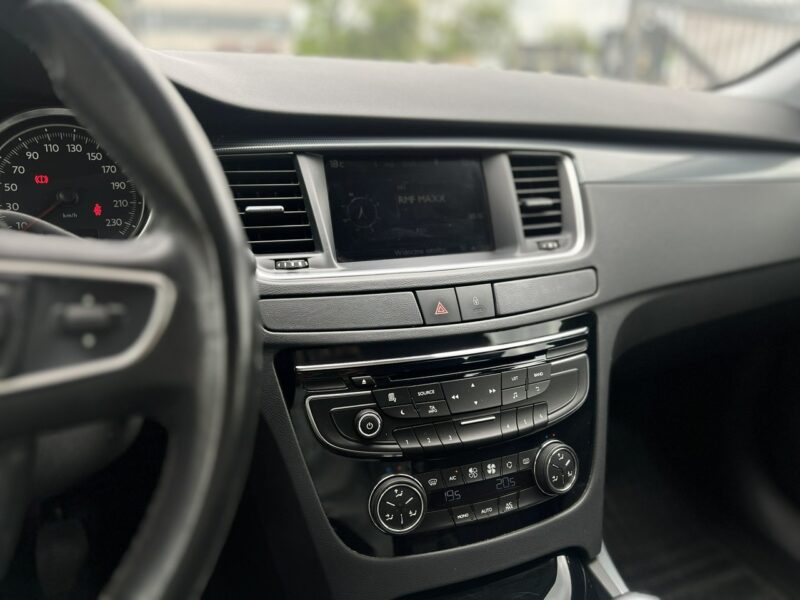 Peugeot 508 SW Stan bardzo dobry, bogato wyposażony, dach panoramiczny I (2010-2018)