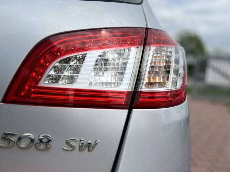 Peugeot 508 SW Stan bardzo dobry, bogato wyposażony, dach panoramiczny I (2010-2018)