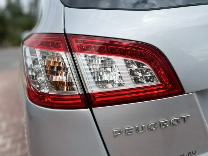 Peugeot 508 SW Stan bardzo dobry, bogato wyposażony, dach panoramiczny I (2010-2018)