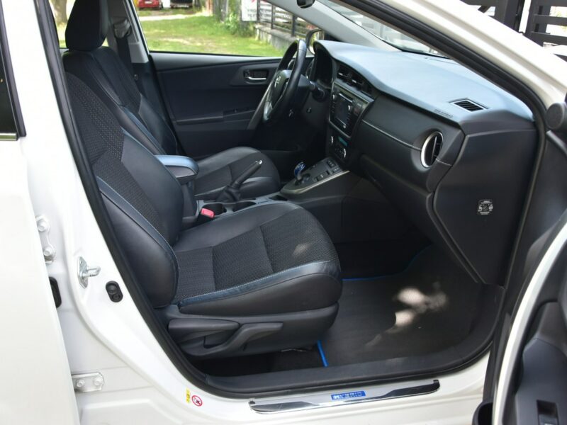 Toyota Auris Hybrid 1.8 136KM 2013r. Premnium Skóra NAVi Kamera LED 133tkm POLECAM II (2012-)
