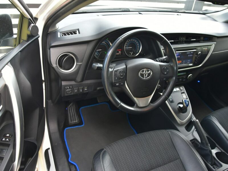 Toyota Auris Hybrid 1.8 136KM 2013r. Premnium Skóra NAVi Kamera LED 133tkm POLECAM II (2012-)
