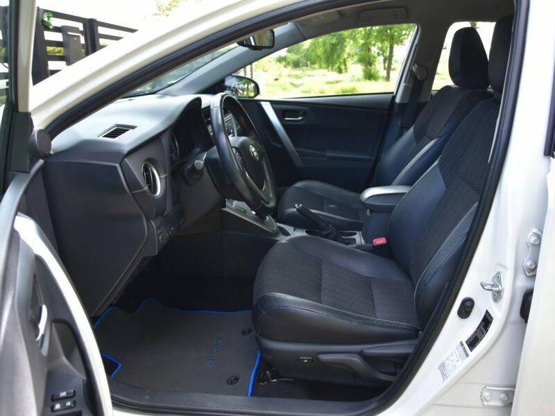 Toyota Auris Hybrid 1.8 136KM 2013r. Premnium Skóra NAVi Kamera LED 133tkm POLECAM II (2012-)