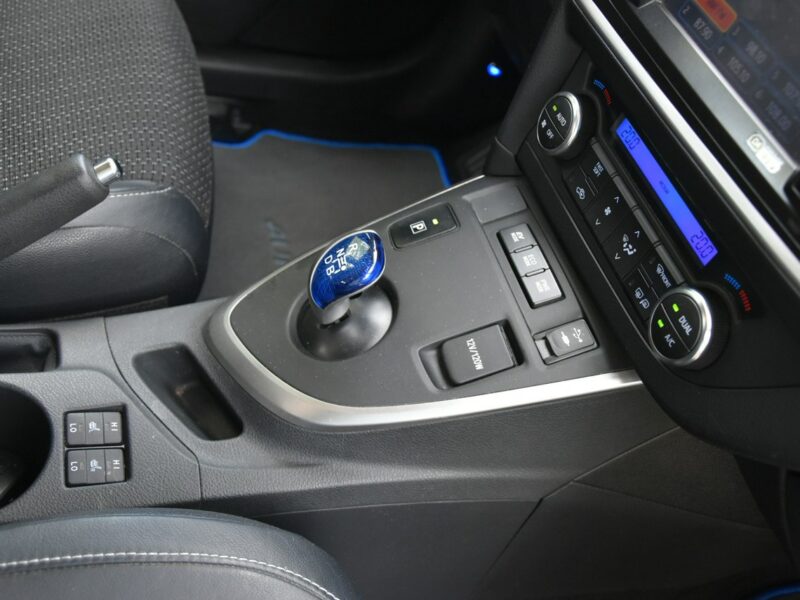 Toyota Auris Hybrid 1.8 136KM 2013r. Premnium Skóra NAVi Kamera LED 133tkm POLECAM II (2012-)