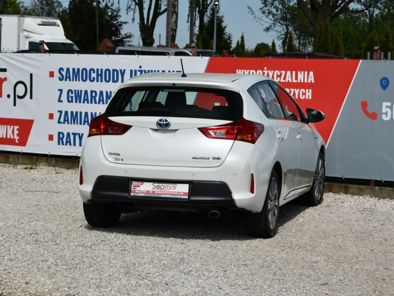 Toyota Auris Hybrid 1.8 136KM 2013r. Premnium Skóra NAVi Kamera LED 133tkm POLECAM II (2012-)