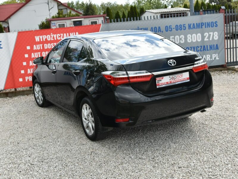 Toyota Corolla 1.6Valvematic 132KM 2018r. lift SALON Climatronic Kamera LED 47tkm Seria E16 (2012-)