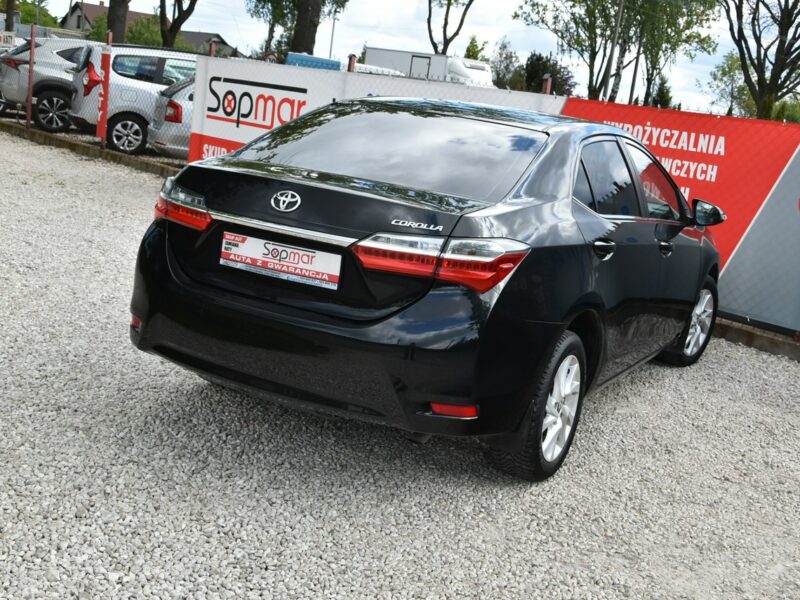 Toyota Corolla 1.6Valvematic 132KM 2018r. lift SALON Climatronic Kamera LED 47tkm Seria E16 (2012-)