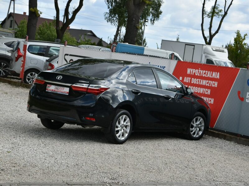 Toyota Corolla 1.6Valvematic 132KM 2018r. lift SALON Climatronic Kamera LED 47tkm Seria E16 (2012-)