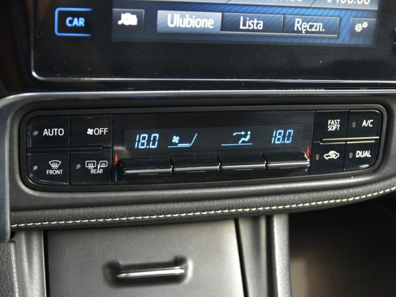 Toyota Corolla 1.6Valvematic 132KM 2018r. lift SALON Climatronic Kamera LED 47tkm Seria E16 (2012-)