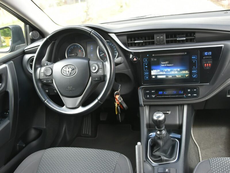 Toyota Corolla 1.6Valvematic 132KM 2018r. lift SALON Climatronic Kamera LED 47tkm Seria E16 (2012-)