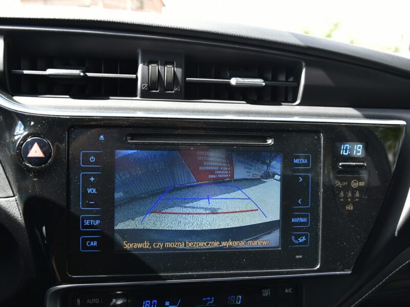 Toyota Corolla 1.6Valvematic 132KM 2018r. lift SALON Climatronic Kamera LED 47tkm Seria E16 (2012-)