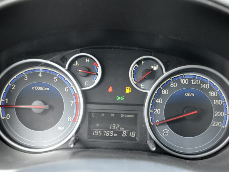 Suzuki SX4 1,6i 120KM Premium/Alu/KeyLessGo/Parktronic/Relingi/Serwisowany/PDC I (2006-2013)