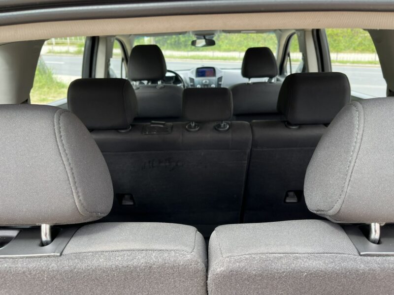 Chevrolet Orlando 1.8 7osób Climatronic Alu Navi Kolorowy Wyświetlacz Stan BDB BEzwypadk