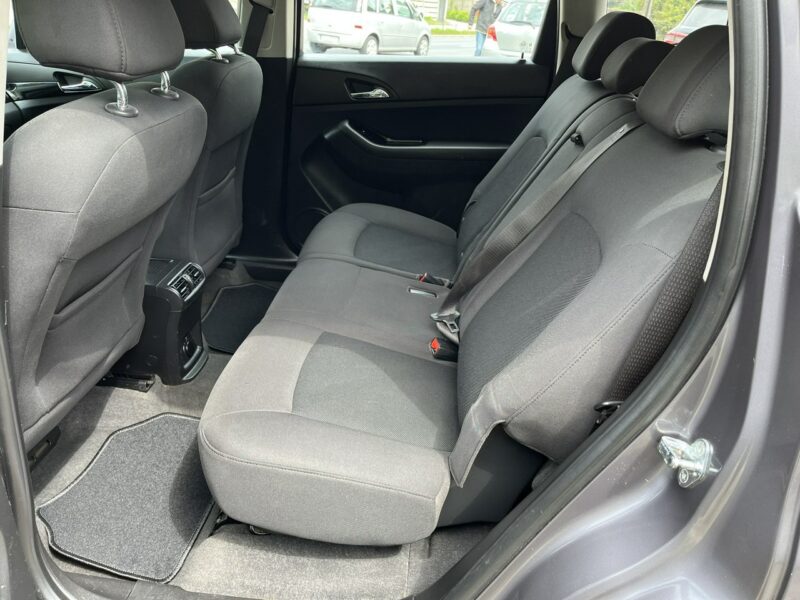 Chevrolet Orlando 1.8 7osób Climatronic Alu Navi Kolorowy Wyświetlacz Stan BDB BEzwypadk