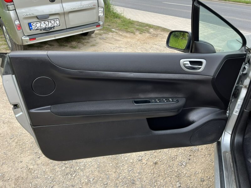 Peugeot 307 CC 2.0 Klima Alu El szyby KS Serw Bez Rdzy Stan BDB BEzwypadk Opłacony