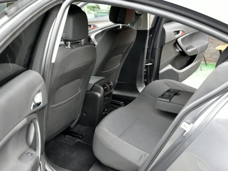 Opel Insignia 1,4T 140KM Cosmo/Alufelgi/Serwisowany/Pod.Fotele/Model2012 A (2008-2017)