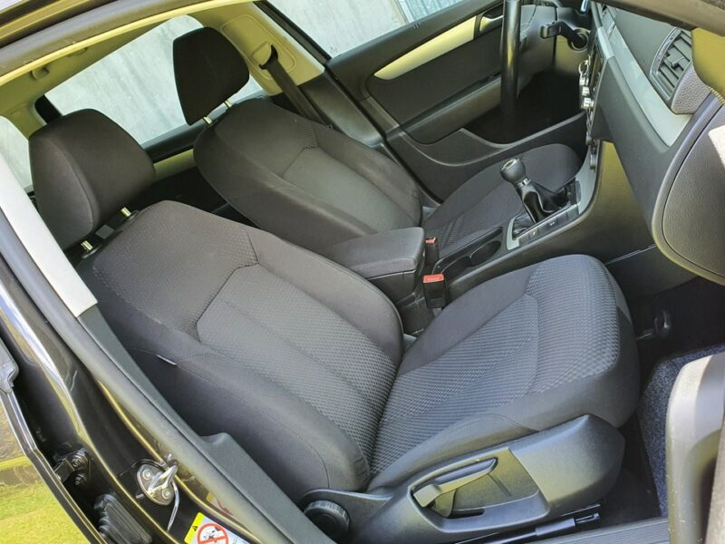 Volkswagen Passat 1.6 TDI 105KM # Comfortline # Navi # Parktronic # Mocca # Zadbany !!! B7 (2010-2014)