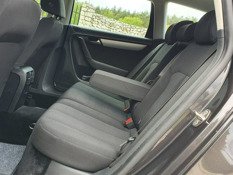 Volkswagen Passat 1.6 TDI 105KM # Comfortline # Navi # Parktronic # Mocca # Zadbany !!! B7 (2010-2014)